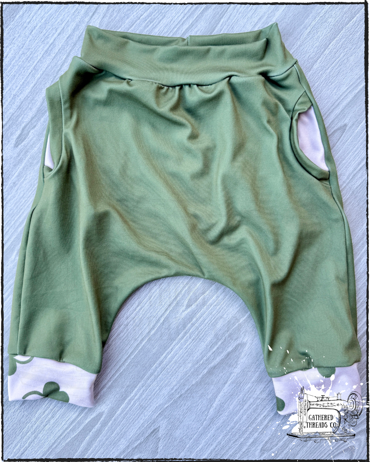 *RTS* 4T BF Boho Clover Raglan Tee/Harem Shorts Set