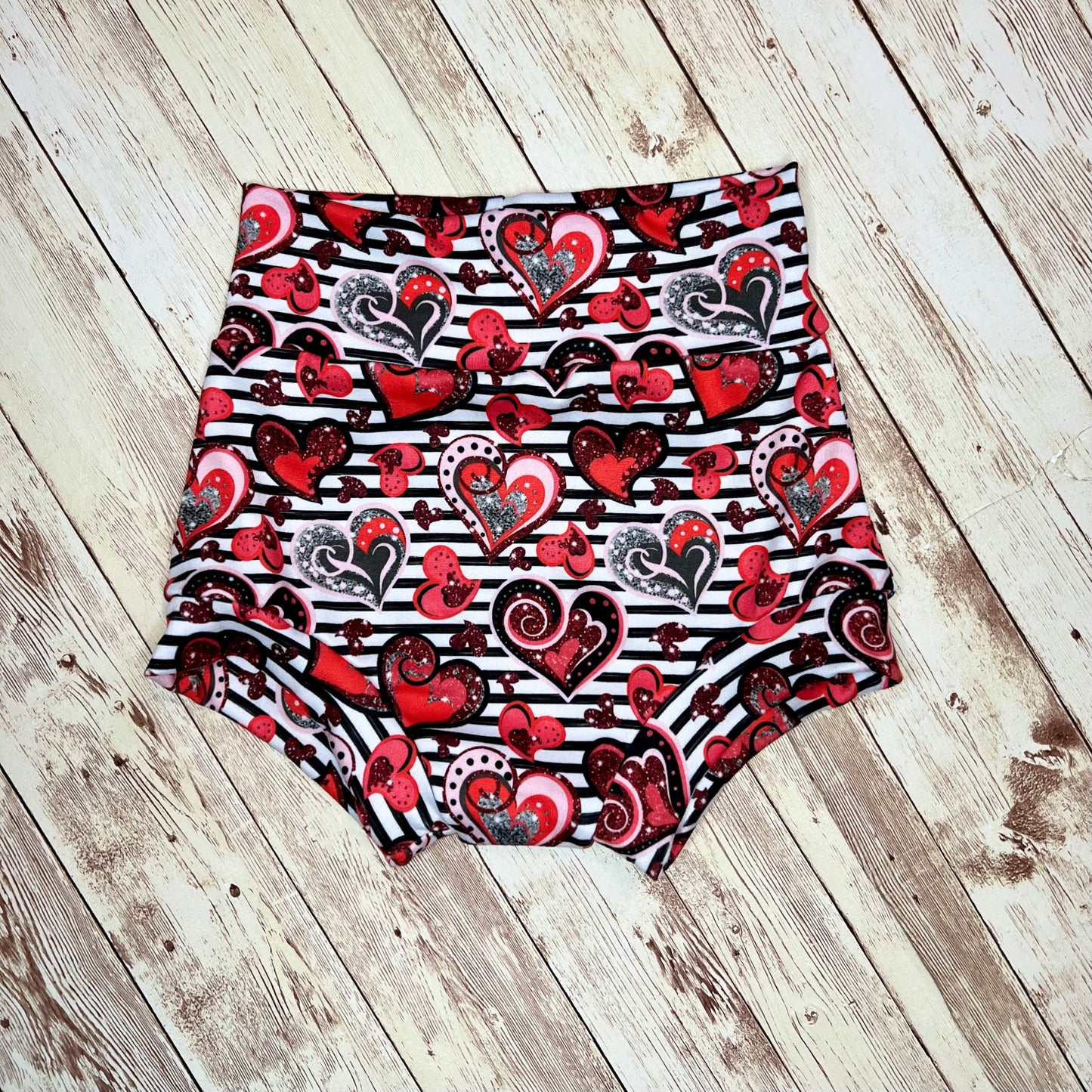 RTS Striped Heart Bummies 12-18m